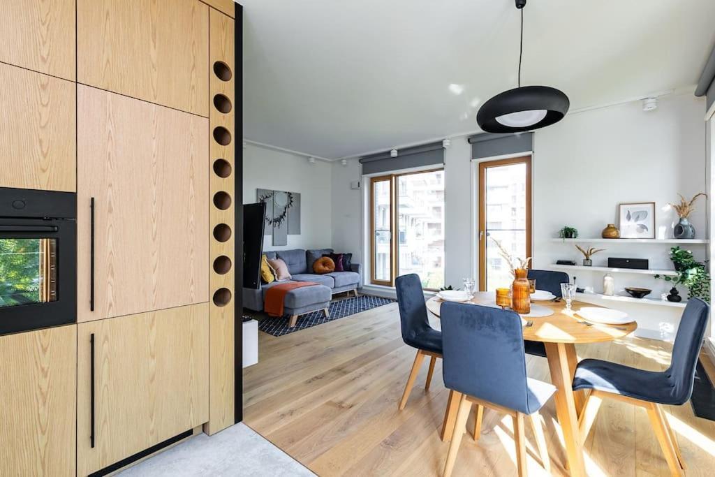 Superapart Okrzei 2, Urban Oasis With Views Apartamento Varsovia